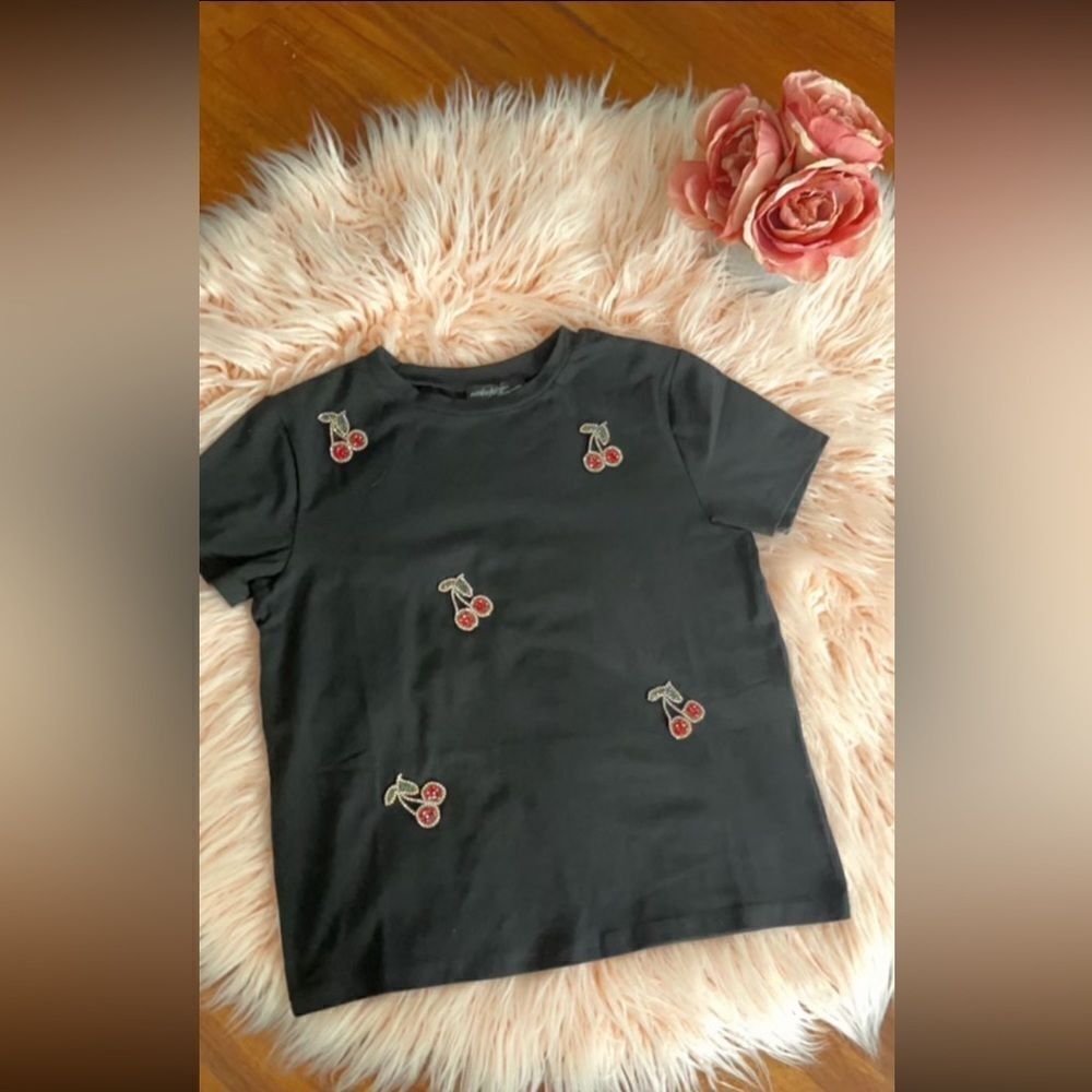 On Twelfth women's black t-shirt with crustal detail, NEW